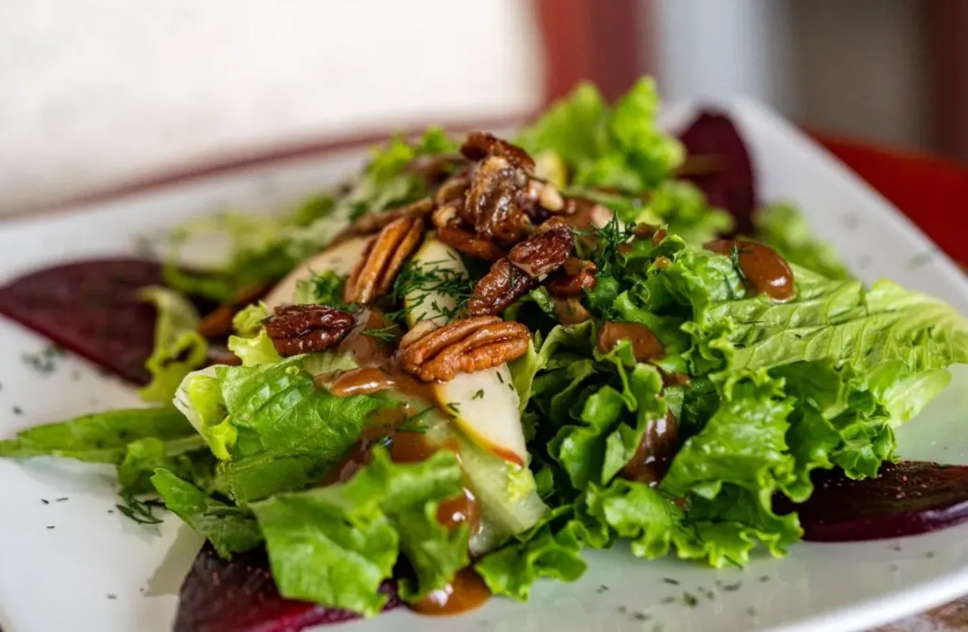 Gaia Gourmet plant-based salad with beets, apples and walnuts